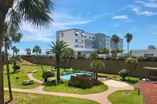 9520 Seawall, Galveston, TX 77554 - Photo 17
