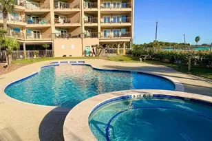 9520 Seawall, Galveston, TX 77554 - Photo 9