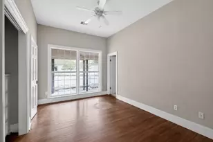 6 Heritage Ct, Houston, TX 77024 - Photo 13