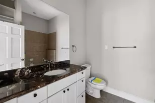6 Heritage Ct, Houston, TX 77024 - Photo 19