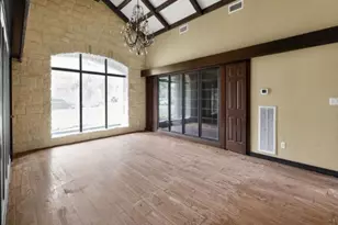 6 Heritage Ct, Houston, TX 77024 - Photo 7