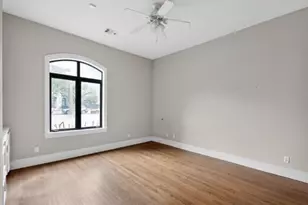6 Heritage Ct, Houston, TX 77024 - Photo 11