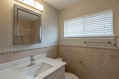 9315 Fairdale Lane, Houston, TX 77063 - Photo 15