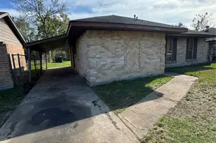 11018 Dalebrook Dr, Houston, TX 77016 - Photo 3