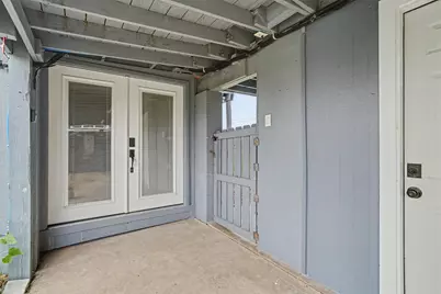 370 Ling Street, Bayou Vista, TX 77563 - Photo 11
