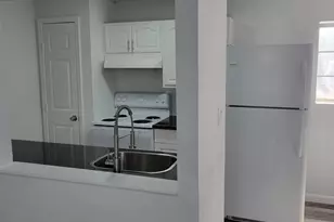 8605 Meta, Houston, TX 77022 - Photo 7