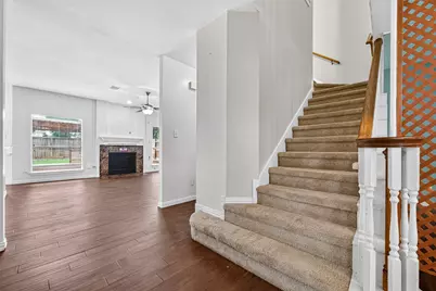 6311 Drake Elm Drive, Sugar Land, TX 77479 - Photo 11