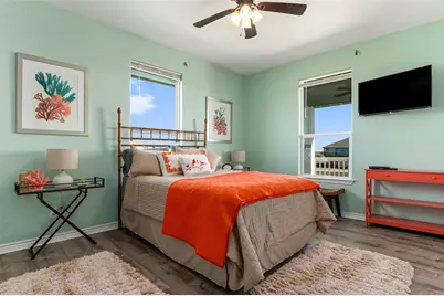 200 Mobile, Crystal Beach, TX 77650 - Photo 33
