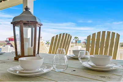 200 Mobile, Crystal Beach, TX 77650 - Photo 9