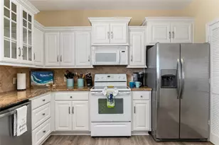 200 Mobile, Crystal Beach, TX 77650 - Photo 17