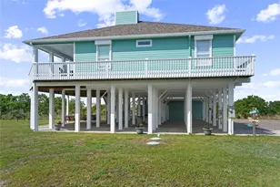 200 Mobile, Crystal Beach, TX 77650 - Photo 49