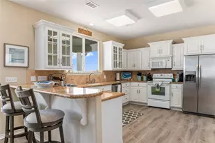 200 Mobile, Crystal Beach, TX 77650 - Photo 11