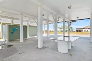 200 Mobile, Crystal Beach, TX 77650 - Photo 43