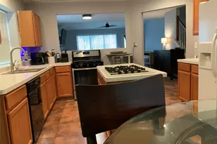 10838 Spruce Dr S, La Porte, TX 77571 - Photo 9