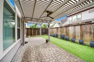 8609 Concord Trace, Houston, TX 77055 - Photo 45