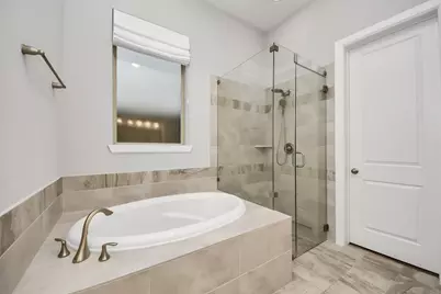 8609 Concord Trace, Houston, TX 77055 - Photo 29