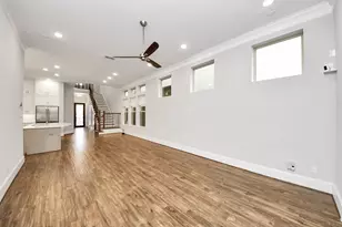 8609 Concord Trace, Houston, TX 77055 - Photo 15