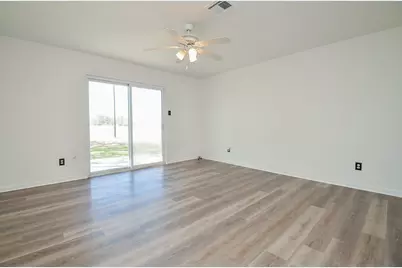 15573 Fm 1887 Road, Hempstead, TX 77445 - Photo 17