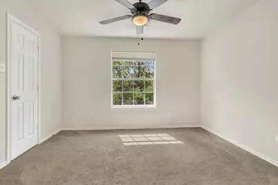 39 Camellia Grove Circle, The Woodlands, TX 77382 - Photo 11