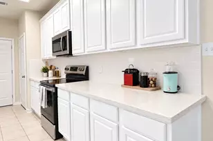39 Camellia Grove Circle, The Woodlands, TX 77382 - Photo 5