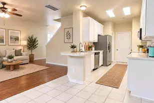 39 Camellia Grove Circle, The Woodlands, TX 77382 - Photo 3