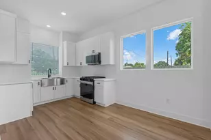 6186 Eastland St, Houston, TX 77028 - Photo 11