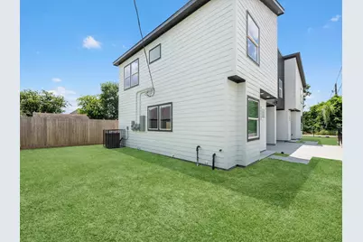 6186 Eastland Street #A/B, Houston, TX 77028 - Photo 25