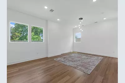 6186 Eastland Street #A/B, Houston, TX 77028 - Photo 7