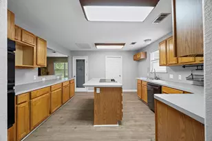 1187 County Rd 6479, Dayton, TX 77535 - Photo 13