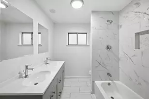 11935 Langdon Ln, Houston, TX 77072 - Photo 9