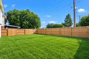 16111 Wisteria Hill St, Houston, TX 77073 - Photo 37
