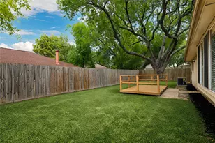 12710 Fenimore Ct, Sugar Land, TX 77478 - Photo 15