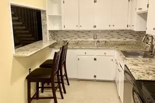 2503 McCue Rd, Houston, TX 77056 - Photo 7