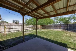 308 Hickory Ct, Bishop, TX 78343 - Photo 13