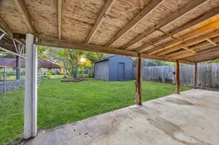 1714 Hawthorne St, La Marque, TX 77568 - Photo 29