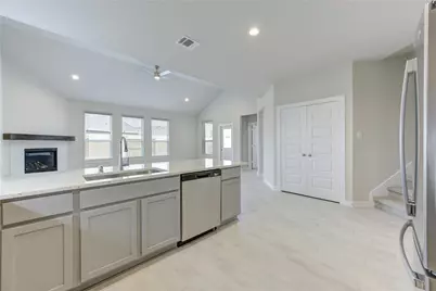 27006 Wandering Glen Lane, Katy, TX 77493 - Photo 11