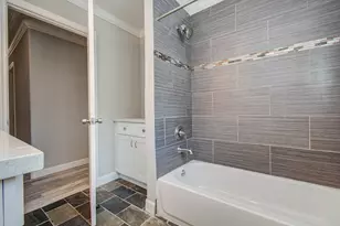 11403 Braewick Dr, Houston, TX 77035 - Photo 35