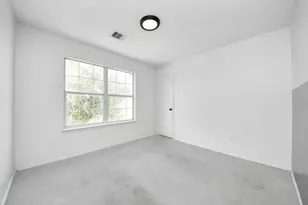 10217 Teneha Dr, Houston, TX 77033 - Photo 19