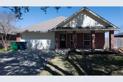 1105 Isabella Boulevard, Angleton, TX 77515 - Photo 1