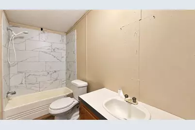 6710 Trail Loop W, Rosharon, TX 77583 - Photo 15