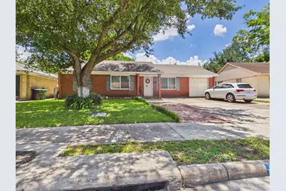 113 W Riverwood Drive, Houston, TX 77076 - Photo 1