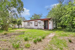 10530 Chadwick St, Houston, TX 77029 - Photo 3