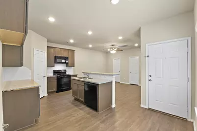 9650 Warm Spring, Willis, TX 77318 - Photo 7