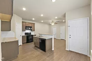 9650 Warm Spring, Willis, TX 77318 - Photo 7