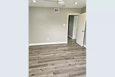 18617 Egret Bay Boulevard #507, Webster, TX 77058 - Photo 7