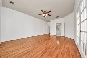 605 W Polk St, Houston, TX 77019 - Photo 25