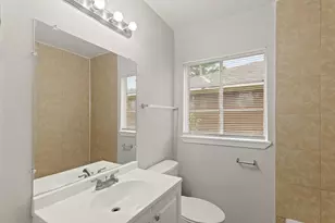 9133 Woodlyn Rd, Houston, TX 77078 - Photo 11