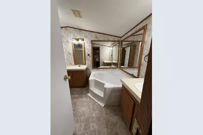 12619 Lazy Cove Drive, Willis, TX 77318 - Photo 15