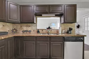 1410 Quiet Green Ct, Houston, TX 77062 - Photo 11