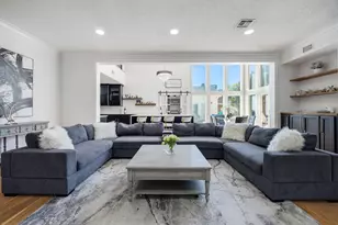 13 Queen Mary Ct, Sugar Land, TX 77479 - Photo 23